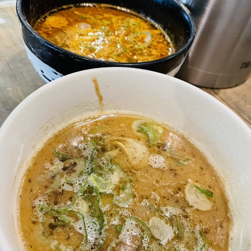 つけ麺　王道スープ　薬膳スープ(つけ麺八芒星)