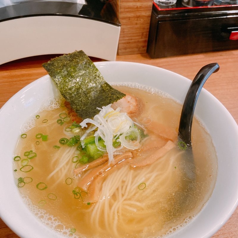 にぼしラーメン（塩）(麺屋 はちどり)