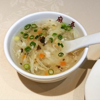 サービス・スープ(四川料理 麻哥)