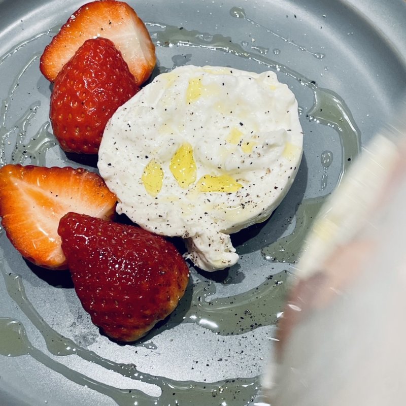 モッツァレラチーズ(taverna meta)