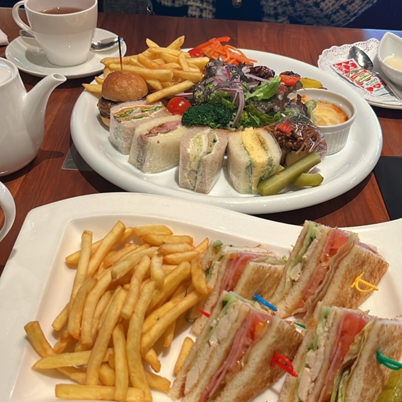 (ガーデンラウンジ)