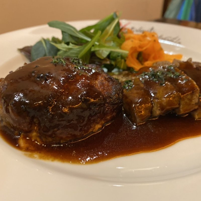 ハンバーグ&ステーキ(イタリア式食堂イルキャンティ)