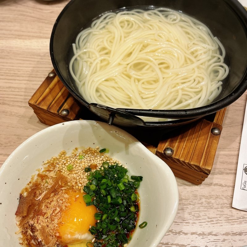 地獄炊きうどん(ふぐぶた酒場)