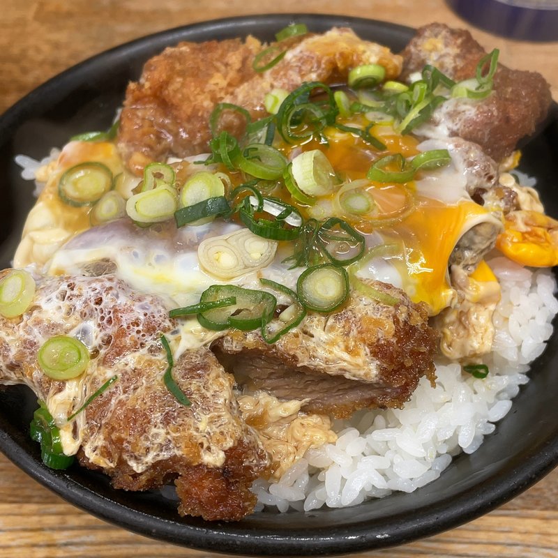 てんこもり(カツ丼大盛り)(まるはのかつ丼)