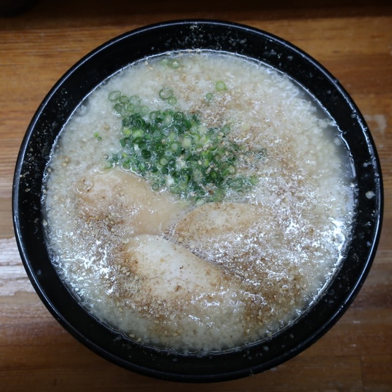 博多ラーメンこってり(らーめん六長屋(ろくちょうや))