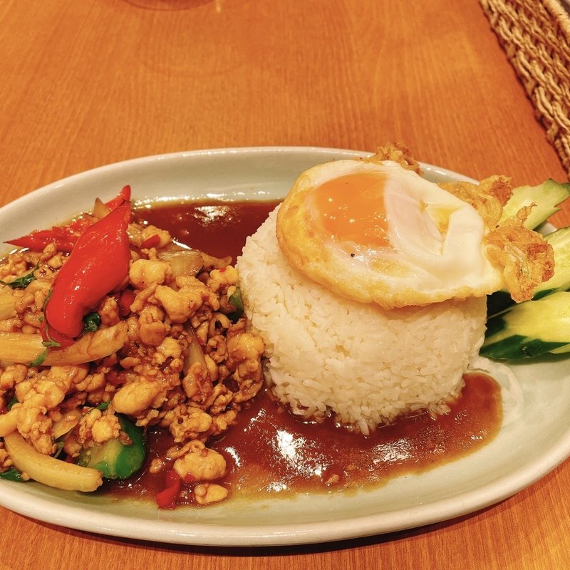 ガパオライス (タイ料理研究所 下北沢店)
