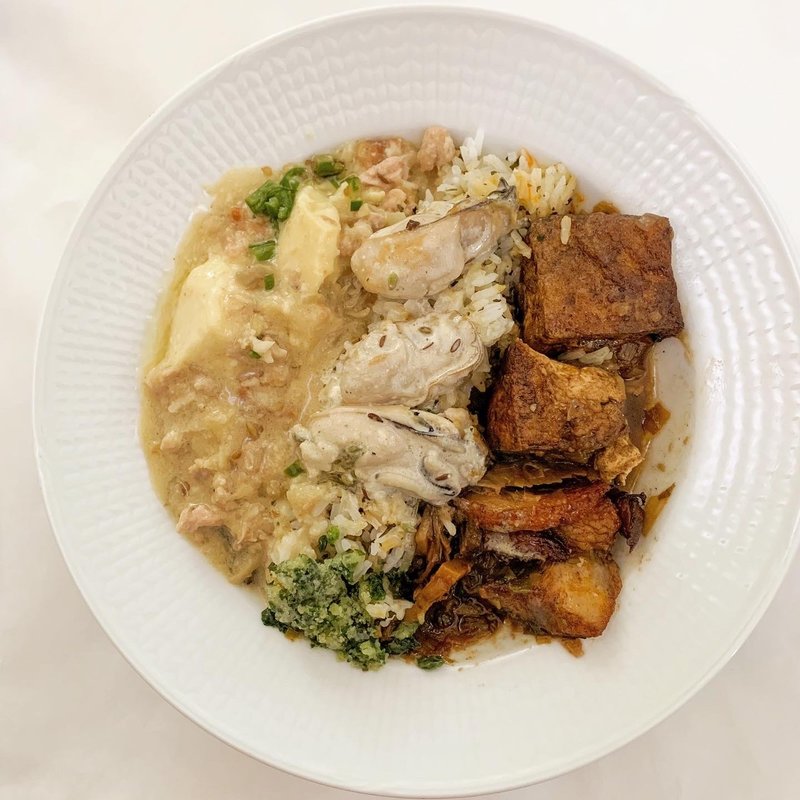 マーボートーフあいがけ(tapir（タピ ）)