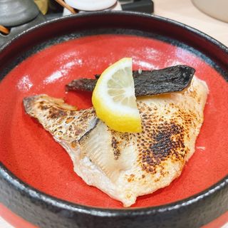 秋鮭のカマ焼き(ラーメン専科 竹末食堂)