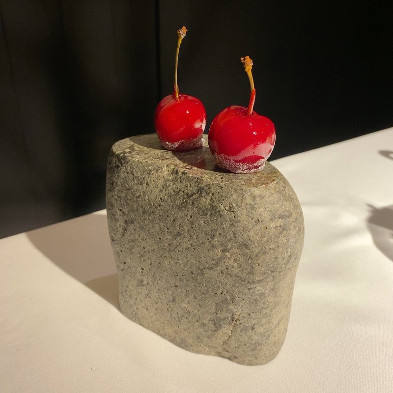 佐藤錦(ラ・ヴァガボンド （LA VAGABONDE）)