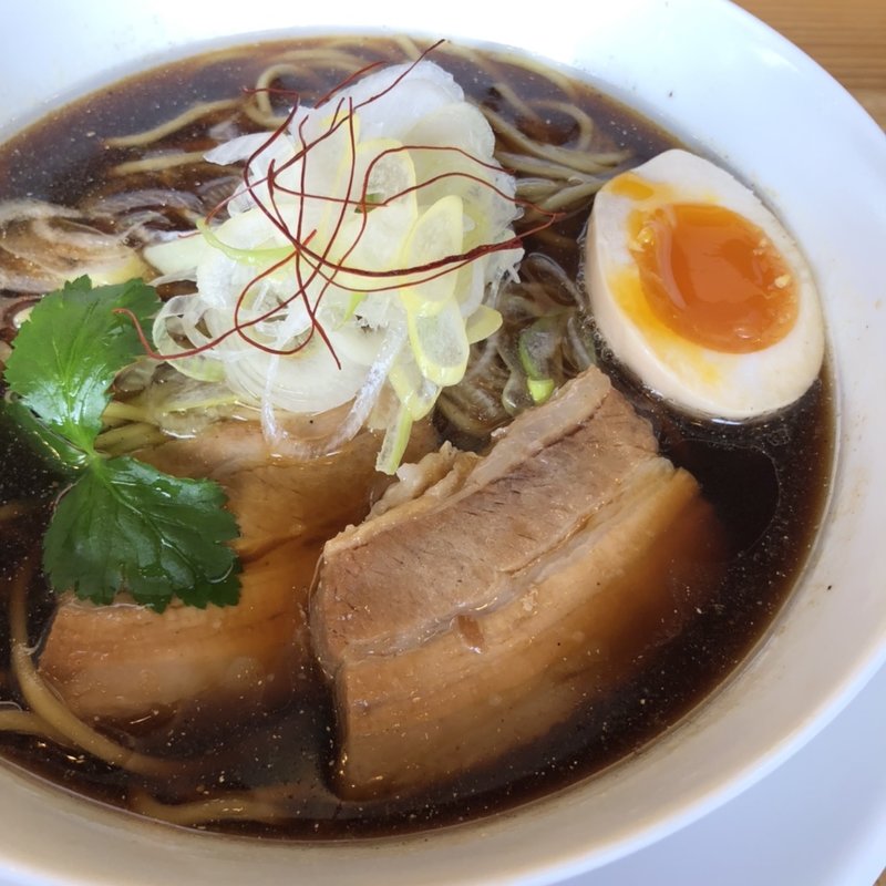 濃厚中華そば(中華そば麒麟)