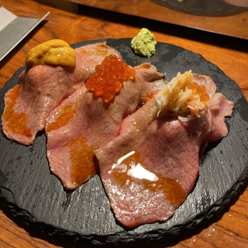 海鮮肉寿司3貫盛(ミートバル 肉たらし )