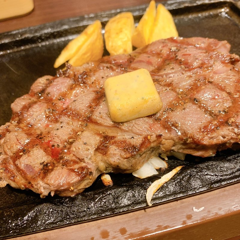 熟成赤身ロースステーキ（200g）(ステーキガスト 白岡店)