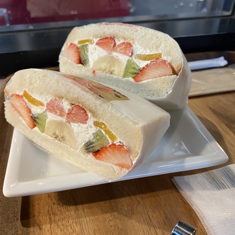 フルーツのやーつ。(factory & labo 神乃珈琲（ファクトリーアンドラボ）)