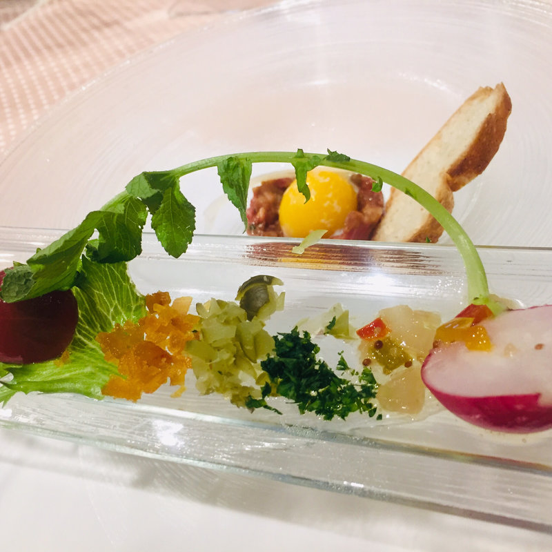 中山牛のタルタルステーキ(フランス厨房 旬彩 中央駅店 )