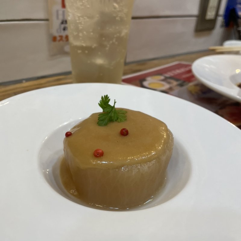 大根ホワイトポルチーニクリームソース(日本酒と泡とおでん スタンド酒場てんてん)