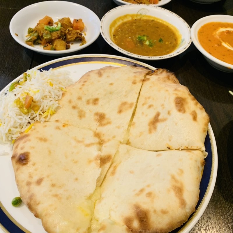チキンバターカレー(サルマ ティッカアンドビリヤニ （SALMA Tikka & Biryani）)