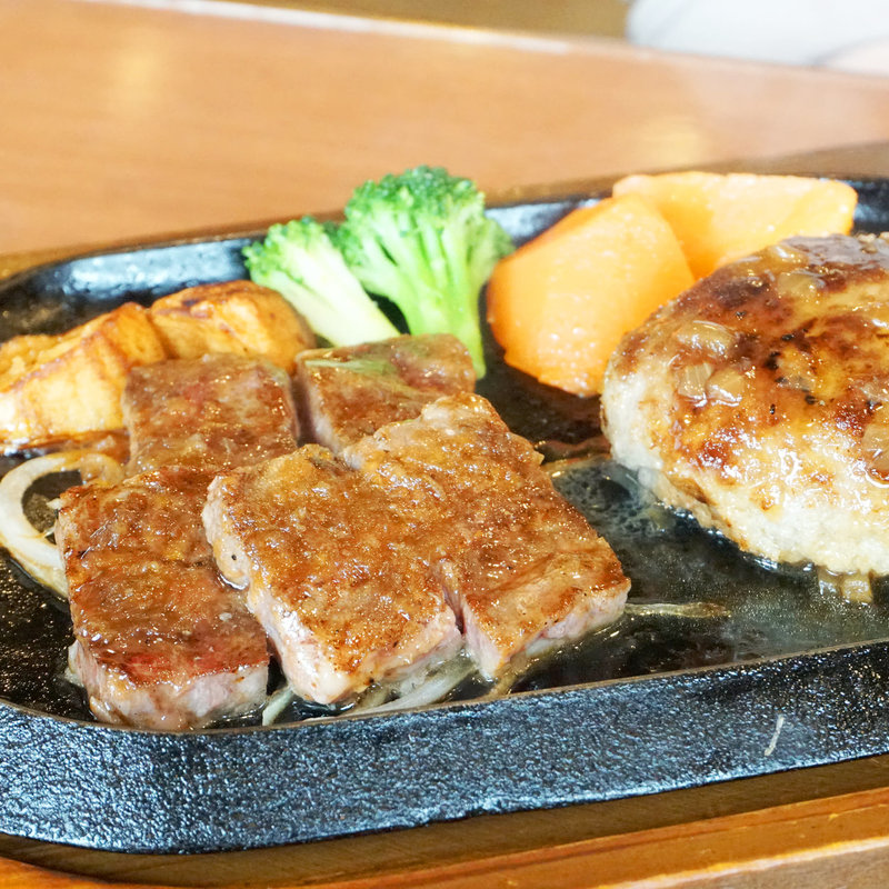 サイコロ＆ハンバーグ(加里部)