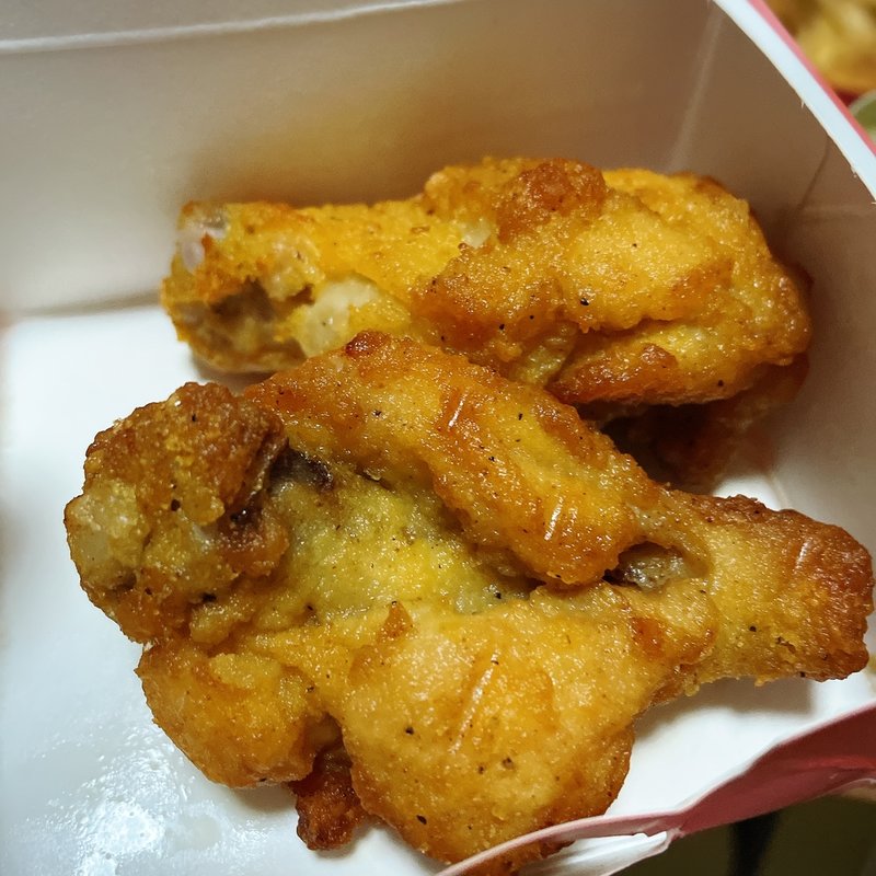 骨付きチキン（うま辛）(ピザハット 祐天寺店)