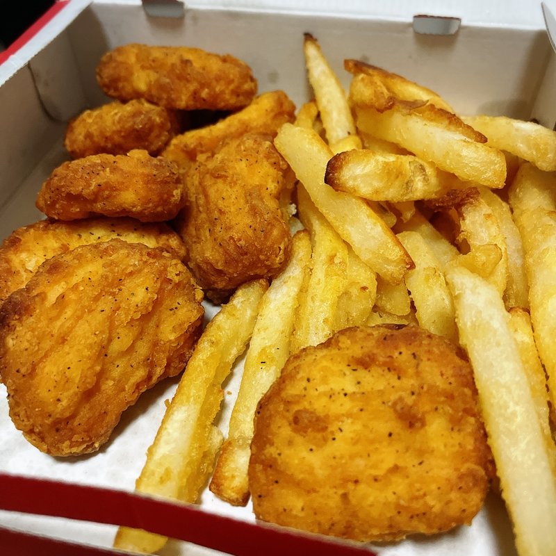 チキポテコンボ（ナゲット）(ピザハット 祐天寺店)