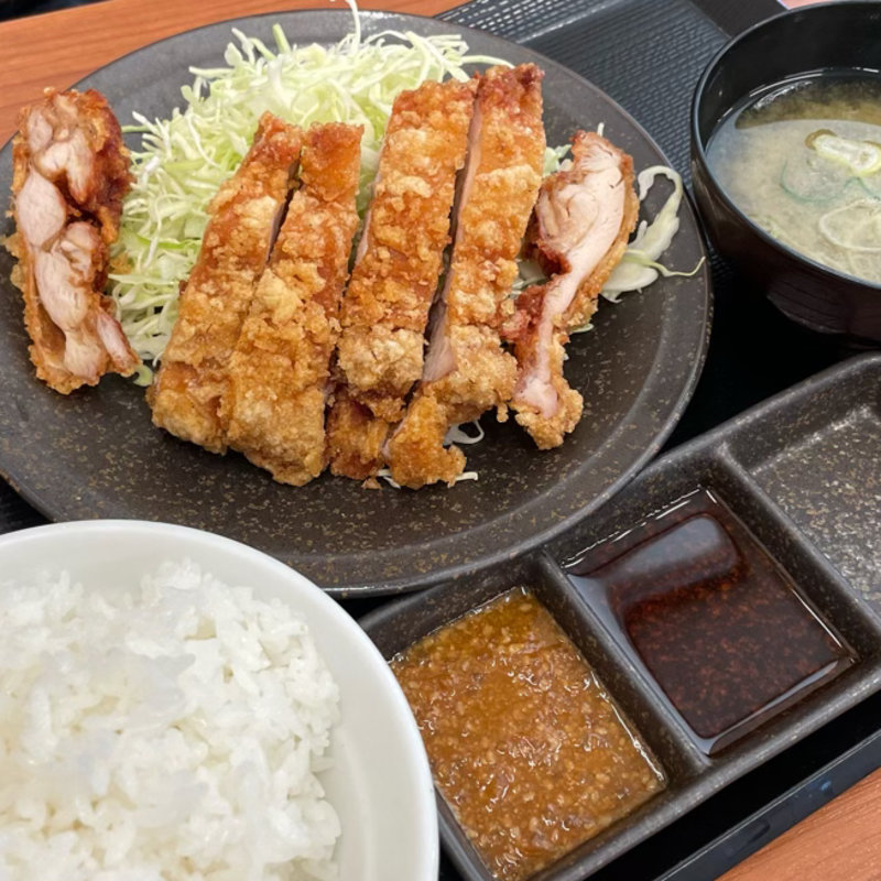 からあげ定食(からやま 横須賀佐原インター店)