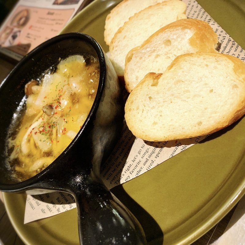 海老と木の子のアヒージョ(岡山キッチン)