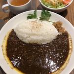 牛すじ肉の黒カレー(BEER&SPICE SUPER DRY KITTE 丸の内店)