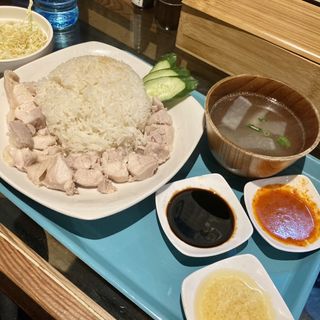 海南鶏飯(堀内チキンライス)