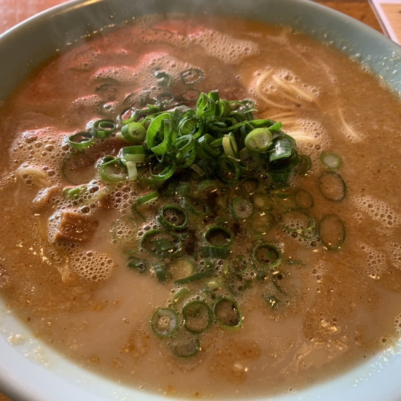 名物そば(支那そばの店 餐休 泉田本店 （しなそばのみせ さんきゅう）)