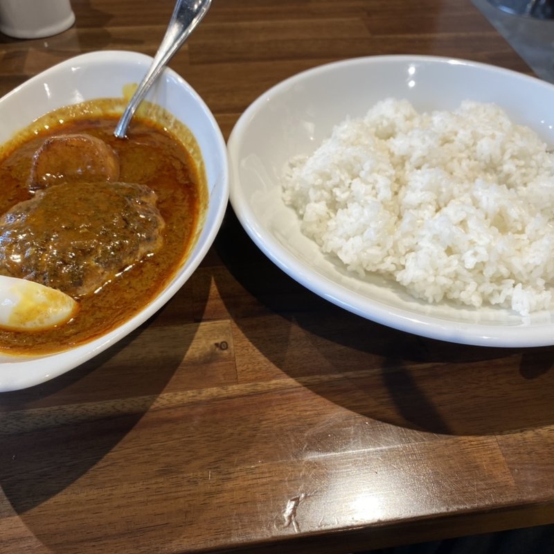 ハンバーグカレー(ばんび)