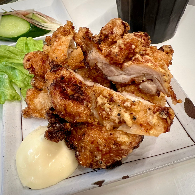 鶏の唐あげ なみ(きくのこ有楽町本店)