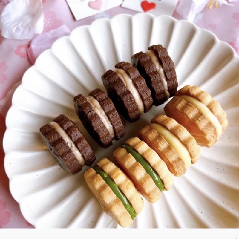 苺の Little Butter Sand(リーガロイヤルホテル京都 )