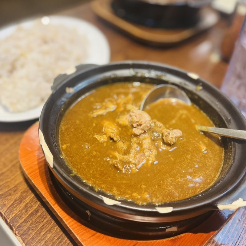 牛すじ煮込みカレー(Hot Spoon 丸の内店)