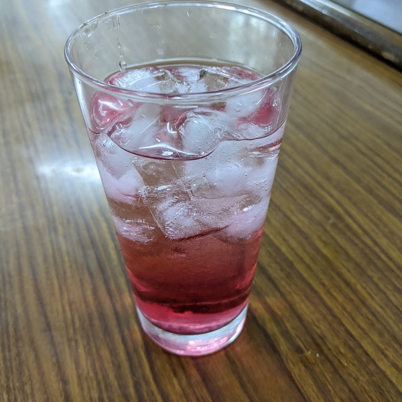 赤じそ割り(肉のまえかわ やきとり・立ち飲み (株)前川商店)