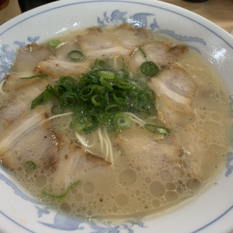 チャーシューメン(長浜ラーメン とことん亭)