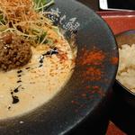 鯛担麺と鯛めしのセット(鯛担麺専門店 恋し鯛)