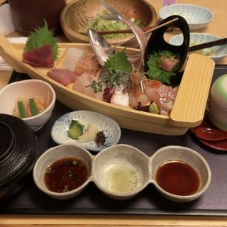 舟盛り御膳(日本料理 魚つぐ )