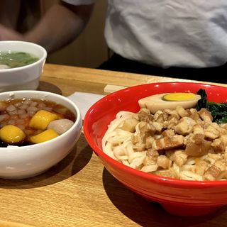滷肉飯セット(台湾楽鍋)