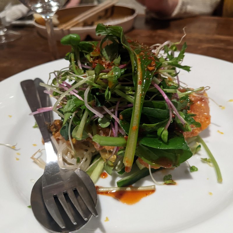 ブリ刺し(金剛商店138番地 )