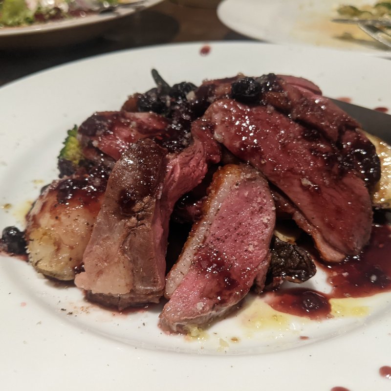 鴨のベリーソース(金剛商店138番地 )