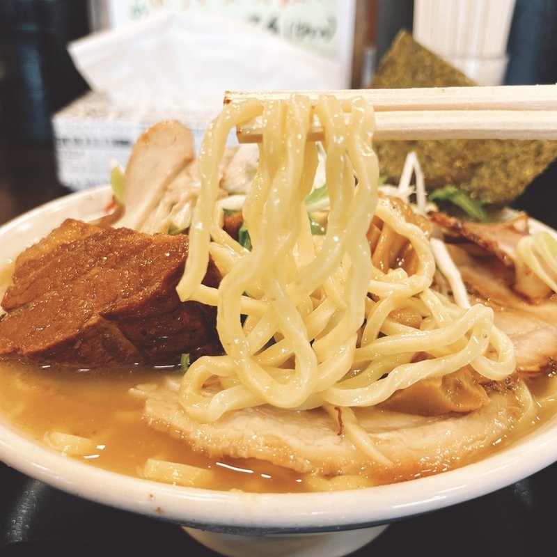 肉しおラー麺(手打ち麺処 暁天 （テウチメンドコロ キョウテン）)