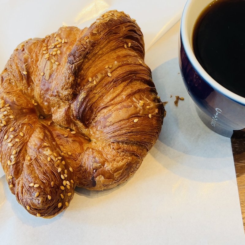 プレッツェルクロワッサン(The city bakery 吉祥寺)