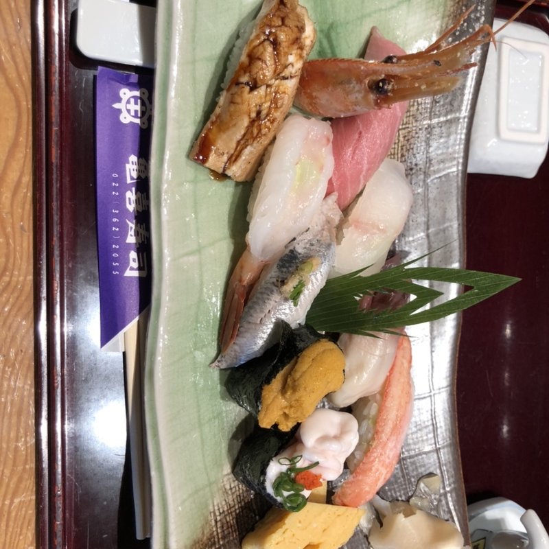 季節の盛り合わせ(亀喜寿司 （かめきずし）)