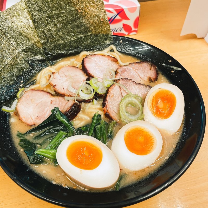 味噌チャーシュー味玉ラーメン(横浜 味王 阪東橋店)
