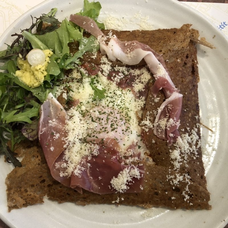 トマトと生ハムのガレット(クレープリー・ルポ)