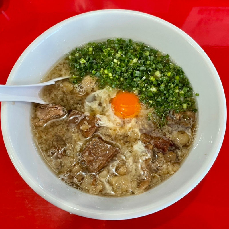 うどん（生玉子入）(うどん箱太郎)