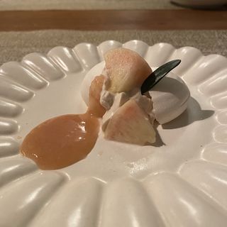 白桃とチャイティーのパブロバ(Restaurant154)