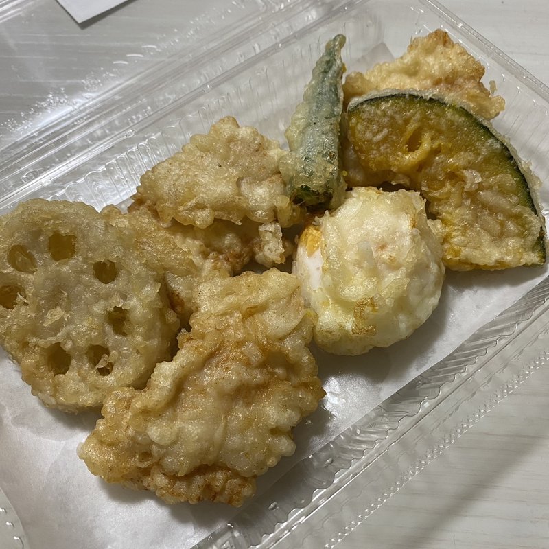 鶏たま天ぷら盛り合わせ(天丼・天ぷら本舗 さん天 伊丹昆陽店)