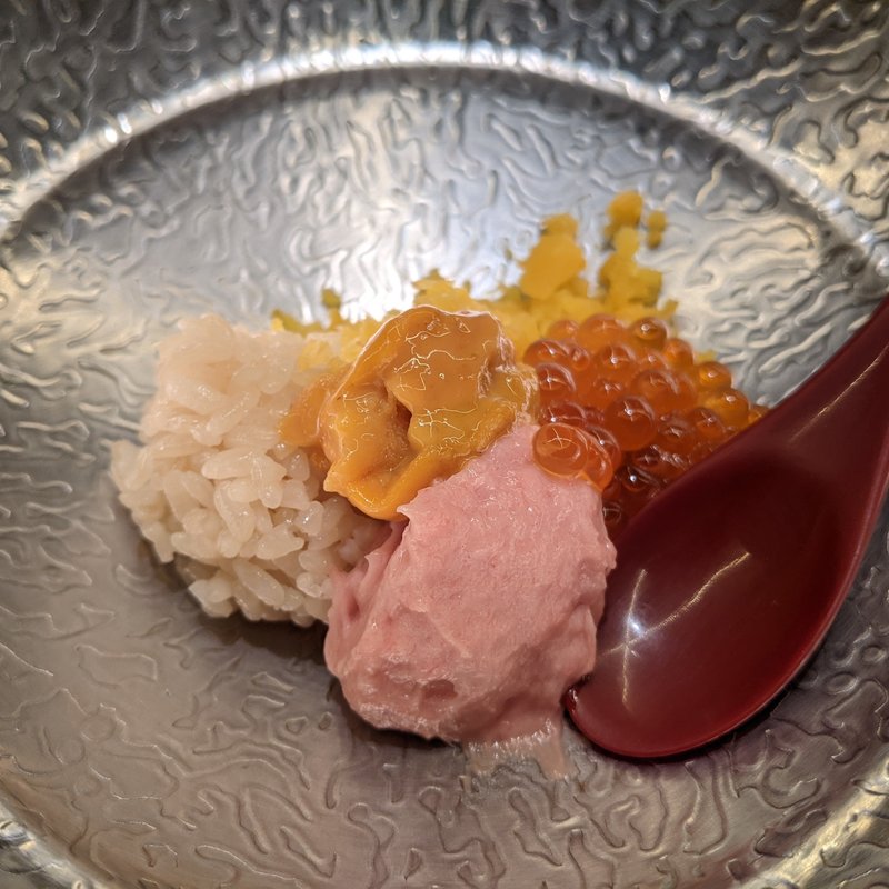 トロたく小丼(鮨よしかわ 麻布十番)