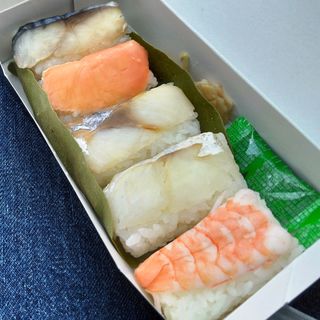 柿の葉寿司 5種5個入(グランドキヨスク 京都店)