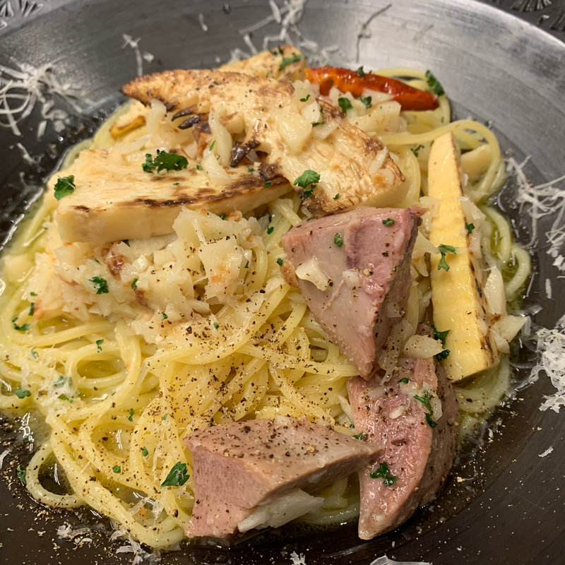 筍と柔らか豚タンのペペロンチーノ(MOM&POP SPAGHETTI'S)